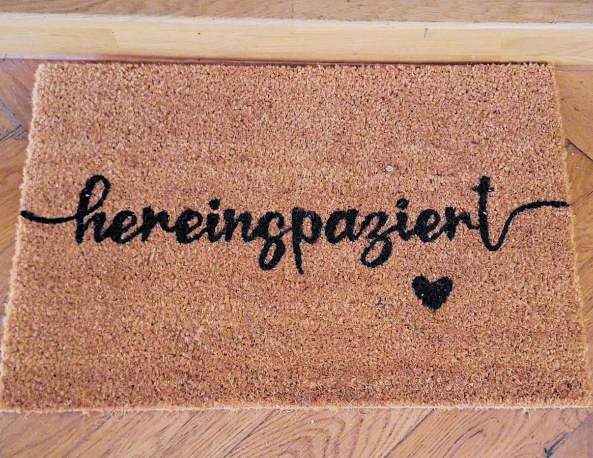 Homestay Modernes Einraumzimmer Mit Eigenem Bad, Balkonnutzung, Zentrumsnah - In 10 Minuten Mit Dem Rad Oder Dem Oepnv Zur Arena Und In Leipzigs Innenstadt
