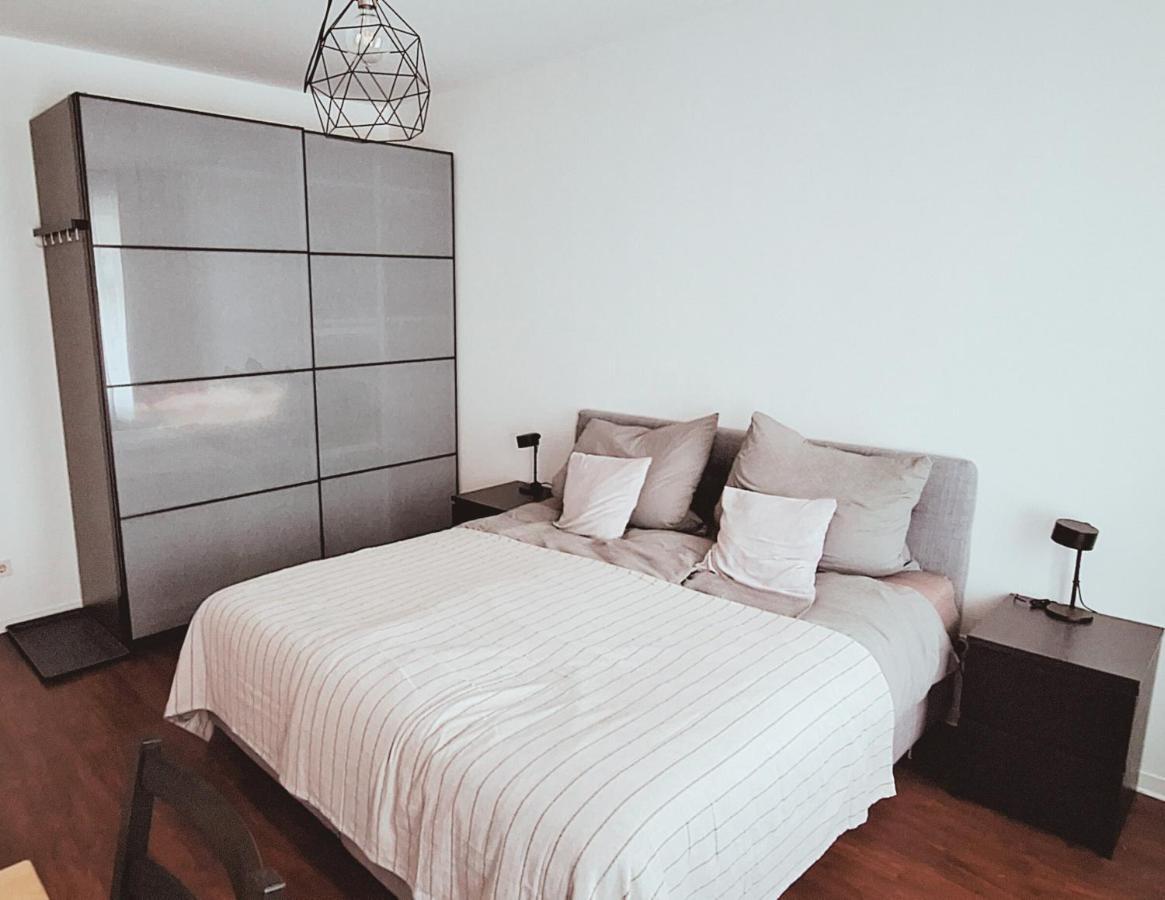 Modernes Einraumzimmer Mit Eigenem Bad, Balkonnutzung, Zentrumsnah - In 10 Minuten Mit Dem Rad Oder Dem Oepnv Zur Arena Und In Leipzigs Innenstadt Alloggio in famiglia